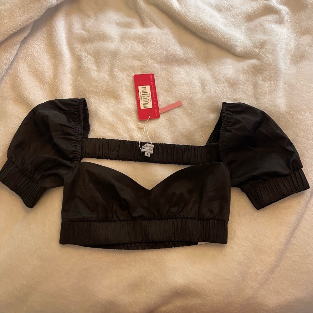 New with tags beginning boutique black crop top